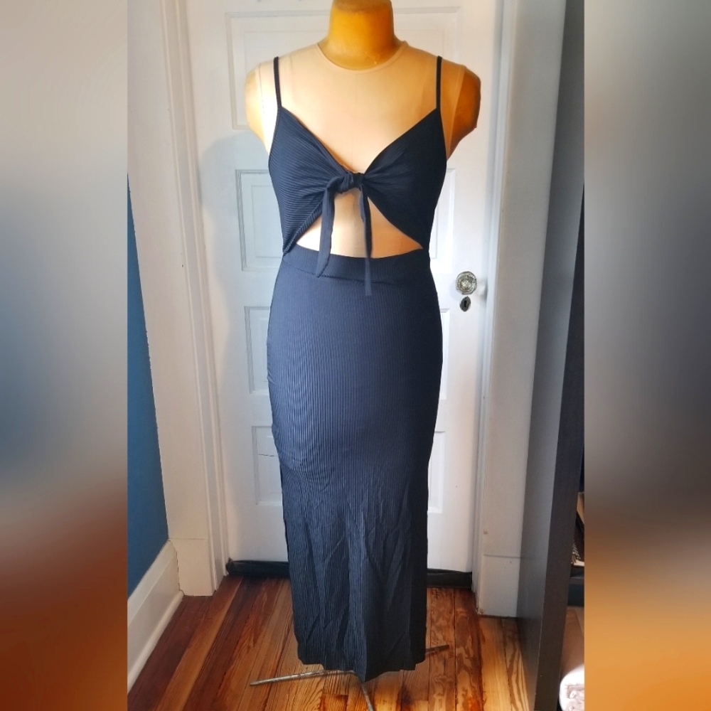 Lyner Like New Black Rib Knit Cutout Maxi Dress size L